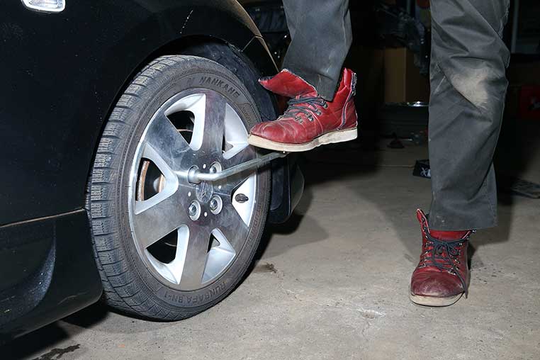 タイヤ交換方法 タイヤの正しい付け方